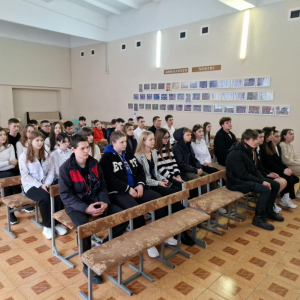 Activitate la istoria românilor și universală, desfășurată de dnul profesor Vitalie Stirbu, în clasa a IX-a, cu tema ,,Memorie și Recunoștință eroilor căzuți în conflictul armat de pe Nistru – anul 1992”…